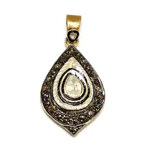 Ensemble de perles de nacre et de diamants, pendentif en forme de poire avec plaqué or, collier de luxe avec breloques en diamants - Product Image 1