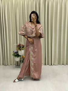 ชุดผ้าไหมสำหรับงานปาร์ตี้ฤดูร้อนสไตล์ตะวันตกพร้อมกระดาษฟอยล์กางเกงเข้าคู่กันสำหรับอินเดียและปากีสถาน - Product Image 2