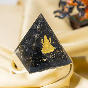Venta al por Mayor de Turmalina Negra Orgone con Cristal de Pirámide Lakshmi para Sanación, Meditación y Decoración - Product Image 4
