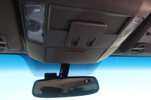 Tundra 2024 USADA EN BUEN ESTADO, Edición 1794, Crew Max, Volante a la Izquierda, Asientos de Cuero, Cámara Trasera - Product Image 6