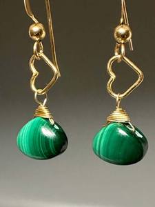 Boucles d'oreilles pendantes vintage en laiton sterling avec pierre de malachite magnifique, cadeau de haute qualité à prix de gros - Product Image 6