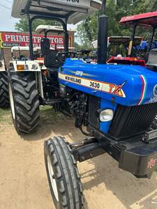 Tractor de Ruedas New Holland 3630 2WD de 2012, Potencia Nominal de 75hp-120hp, Usado en 2019 con Motor de Engranajes, Componentes Principales, Tipo de 90hp - Product Image 2