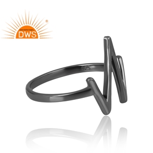 Nouveau design Bague en argent sterling plaqué rhodium noir Bijoux personnalisés pour femme Cadeau pour elle - Product Image 4