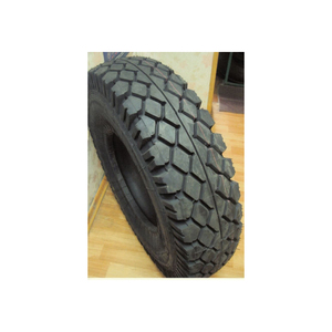 ยางรถบรรทุกหนักแบบไม่มียางใน รุ่นใหม่ ยี่ห้อ Custom Brand 11 70R22.5 สีดำล้วน สำหรับเปลี่ยน/ซ่อม - Product Image 1