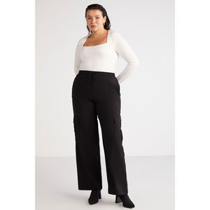 ETHIQUET Aadabb Blus Wanita Ukuran Besar Slim Fit Slim Cut Body-Hugging Kerah Kotak Lengan Panjang Ukuran Besar - Product Image 5