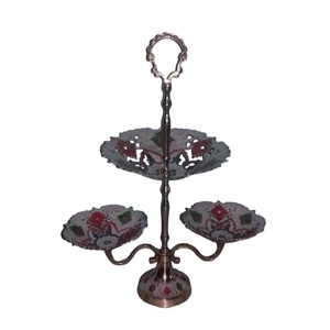 ชามผลไม้ทองเหลืองสามชั้นทำด้วยมือทรงสี่เหลี่ยมมีหลายสีและขัดเงาสวยงามสำหรับใช้ในครัว - Product Image 5