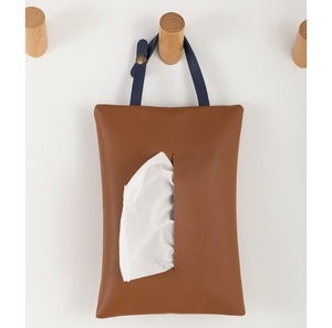 Sac de rangement vintage en cuir pour camping et voiture, avec un design artisanal durable, personnalisable pour une utilisation dans la salle de bain - Product Image 1