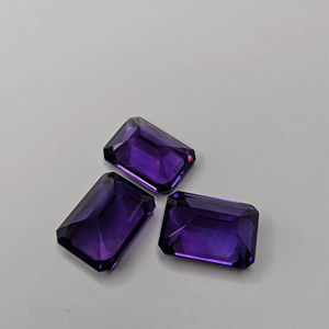 พลอยอะมีทิสต์สีม่วงธรรมชาติคุณภาพสูงจากโรงงานโดยตรง สำหรับงานประดิษฐ์เครื่องประดับ ขนาด 10x12 มม. รูปทรงแปดเหลี่ยม - Product Image 1