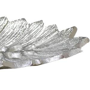 Plato para servir de metal con forma de hoja de gran venta con un diseño moderno elegante y pulido perfecto para servir comida - Product Image 4