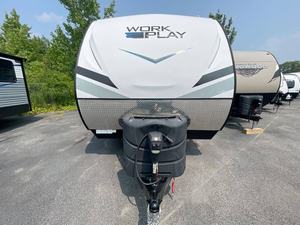 F-o-r-e-s-t R-i-v-e-r W-o-r-k & P-l-a-y 23LT Usado del 2022 - Product Image 5