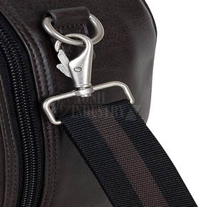 กระเป๋าเดินทางหนังคุณภาพสูงแบบลำลอง พร้อมซับในโพลีเอสเตอร์  โลโก้สั่งทำได้ ดีไซน์น้ำหนักเบา เหมาะสำหรับออกกำลังกายและเล่นกีฬา - Product Image 6