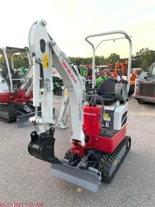 Miniexcavadora de Orugas Takeuchi TB210R con Motor Changchai, Cilindro Hidráulico Eaton y Motor de Alta Potencia de Excavación - Product Image 2