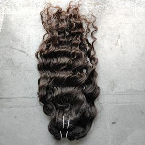 100% Raw proveedor virgen natural cabello humano color negro onda larga rizado ondulado paquetes indio templo extensiones de cabello humano - Product Image 4