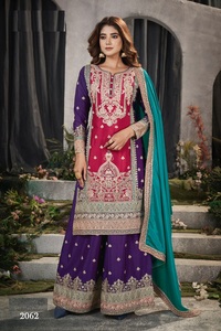 Costume chino à broderie lourde de qualité supérieure avec travail manuel fantaisie vente en ligne de vêtements indiens et pakistanais dans des couleurs premium - Product Image 4