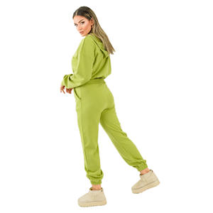 ชุดเซ็ทลำลองสำหรับผู้หญิง 2 ชิ้น เสื้อฮู้ดครอปแขนยาวและกางเกงจ็อกเกอร์ ผ้าฟลีซระบายอากาศ 100% ผ้าฝ้าย เหมาะสำหรับฤดูหนาว - Product Image 2