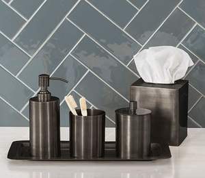 Ensemble de salle de bain en métal poli pour accessoires de salle de bain haut de gamme améliorant l'esthétique globale de l'intérieur - Product Image 5