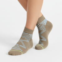 Chaussettes d'été décontractées anti-bactériennes personnalisées OEM, vente en gros, promotionnelles, couleur personnalisée, en Spandex/Fibre de Bambou, socquettes pour hommes