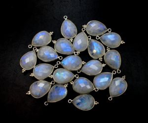 925 Sterling Silver Natural White Rainbow Moonstone Pendant 13X16MM Faceted Pear Shape for Weddings Anniversaries Parties - Product Image 3