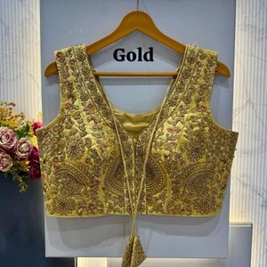 Magnifique Blouse Traditionnelle d'Hiver pour Mariage, Col en V, en Soie Italienne Pure et Douce, avec Broderie Lourde de Perles et Sequins, Exportation Royale - Product Image 1