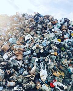 Chatarra de Baterías de Plomo-Ácido de Alta Calidad, Grado Premium, con una Pureza del 99.7%-99.9% para la Industria del Reciclaje, Suministro a Granel - Product Image 3