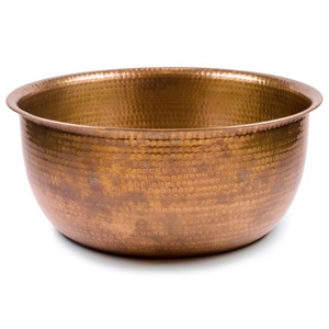 Bol de pédicure Hamer en métal personnalisé de luxe, grand bol de pédicure en cuivre martelé fait à la main avec pied de spa et emballage en boîte - Product Image 1