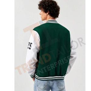 Chaqueta Universitaria al por Mayor para Hombre, Cuello de Béisbol de Alta Calidad, Diseño Gráfico con Letras y Ribete a Rayas - Product Image 2