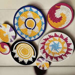 Juego de 7 Cestas de Pared de Bambú Bohemias Multicolores Sabai, Arte de Pared de Ratán Tejido a Mano - Product Image 2