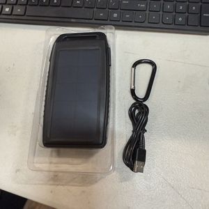Nekteck 10000mAh resistente alla pioggia sporco/antiurto doppio caricatore solare USB pieghevole tipo MPPT con tensione PV Max 5v - Product Image 5