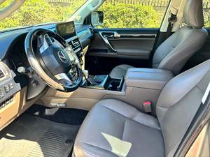 Lexus GX 460 V8 Turbo 2022 Sin Modificar, 4WD, Suspensión KDSS, Asientos de Cuero R21, Techo Panorámico, Tracción en las Cuatro Ruedas, Automático Izquierdo, ACC - Product Image 6