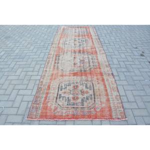 Alfombra turca vintage de 3,8x9,9 pies, naranja, beige, tejido plano de lana con patrón de retazos para decoraciones de sala de estar o uso en el pasillo - Product Image 1