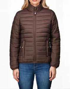 Chaqueta acolchada con cremallera ecológica a prueba de viento Indemand para mujer, chaqueta especial de invierno ligera y elegante con parches personalizados - Product Image 1