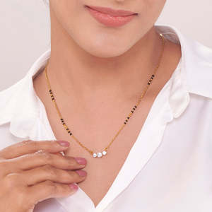 Trois Mangalsutra Éternels Fantaisie - Bijoux de Collection Culturelle - Product Image 2