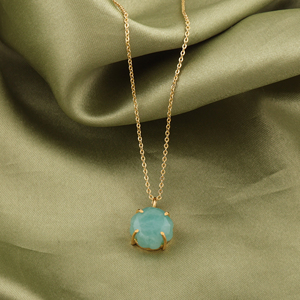 Collar con colgante de amazonita natural en forma de trébol con engaste de puntas, chapado en oro de 18k, textura de collet, joyería minimalista, collar para uso diario - Product Image 2