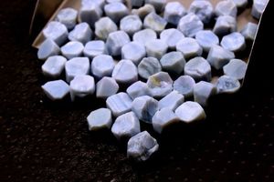 25pcs 10-12MM Pendentif Opale Bleue Naturelle Cristal de Guérison de la Meilleure Qualité Belle Création de Gemme Pierre Brute Lâche - Product Image 4