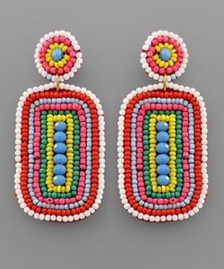 Pendientes colgantes de cuentas de cristal coloridos ligeros hechos a mano para uso en fiestas - Product Image 4