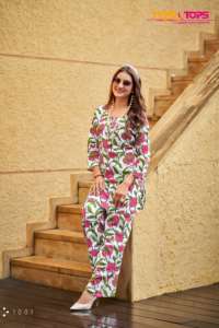 Ensemble coordonné en tissu de rayonne pur à imprimé abstrait moderne, dernier style de vêtements, prêt à être expédié de l'usine, prix abordable pour les femmes - Product Image 3