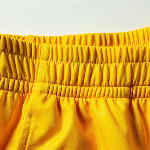 Nouvel ensemble d'uniformes de basket-ball d'entraînement réversible respirant en polyester 100% personnalisable à prix avantageux pour hommes - Product Image 6