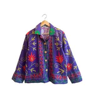 Chaqueta Corta Acolchada de Otoño/Invierno para Mujer, Estilo Bohemio, Bordada, de Algodón Tejido, Multicolor, con Estampado Tribal Vintage - Product Image 3