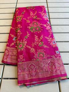 Nuevo Sari de Seda Crepé Khadi con Tejido Zari, Fabricante y Proveedor de Moda Femenina de la India - Product Image 4