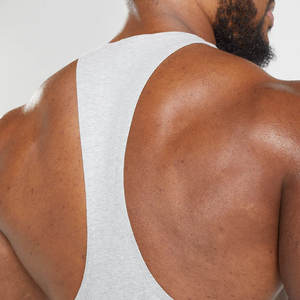 Camiseta sin mangas de entrenamiento para hombre con logotipo personalizado, diseña tu propia camiseta sin mangas con tirantes musculosos para gimnasio y fitness con logotipo personalizable - Product Image 5