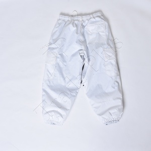 Pantalones de Nieve Blancos de Alta Calidad, Impermeables y Cortavientos, con Forro Polar Cálido, Cintura con Cordón y Dobladillo Elástico - Product Image 2