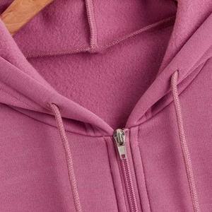 Sweats à capuche à épaules tombantes pour femmes avec logo personnalisé et motif solide pour l'automne en polyester/coton - Product Image 3