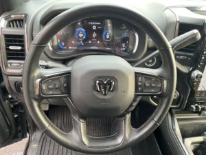 Ram 3500 Limited Turbo Diesel V6 6.7L 4WD d'occasion propre 2023 - Product Image 3
