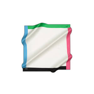 ผ้าพันคอผ้าไหมทรงสี่เหลี่ยมสีขาวมีขอบผ้าขนสัตว์ - Product Image 1