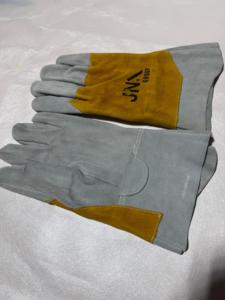 Gants de soudage industriels Tig en cuir résistant à la chaleur avec logo personnalisé Gants longs en cuir de travail pour four de cuisine BBQ Grill - Product Image 3