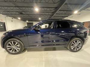 SUV de Lujo de Alta Gama Usado 2025, Serie R-Dynamic S Performance - Product Image 1