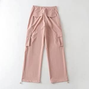 Pantalones cargo fáciles de lavar para mujer en el mejor diseño con logotipo personalizado Precio barato Material de alta calidad Pantalones cargo para mujer con bolsillos - Product Image 3