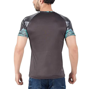 Camiseta de gimnasio para hombre al mejor precio, manga raglán de patrón sólido con diseño elegante de tela elástica de 240 gramos - Product Image 5