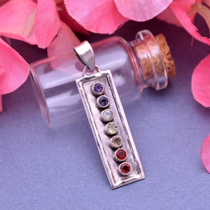 Arc-en-ciel Designer Cadeau de mariage Meilleure qualité Designer 925 Sterling Silver Spinner Multi Stone Pendentif en pierres précieuses de haute qualité - Product Image 2