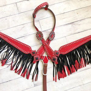 Ensemble de tack rouge de haute qualité de qualité supérieure Headstall et équipements de cheval de collier de poitrine - Product Image 1